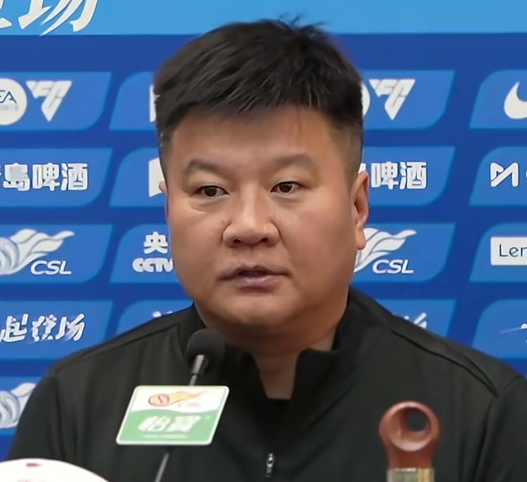 开云体育-李金羽成为2026年中超首个下课的主教练，被原成都蓉城主教练取代
